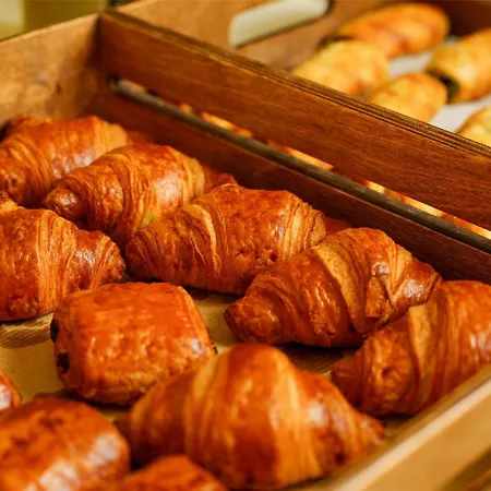 Hotel Radisson Plaza Skiathos 4*