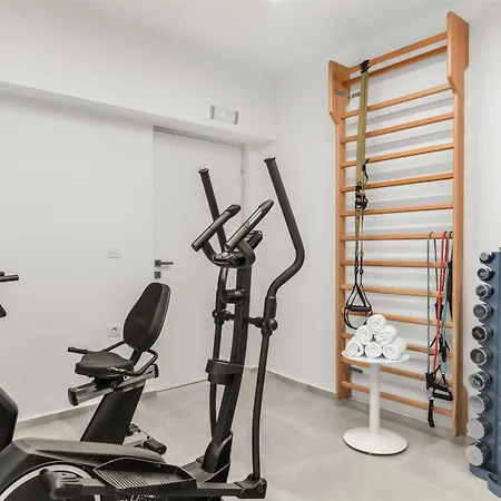 Hotel Radisson Plaza Skiathos 4*