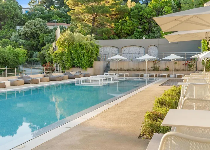 Radisson Plaza Skiathos 4*