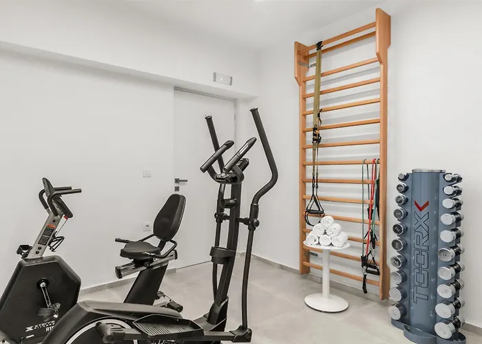 Hotel Radisson Plaza Skiathos 4*