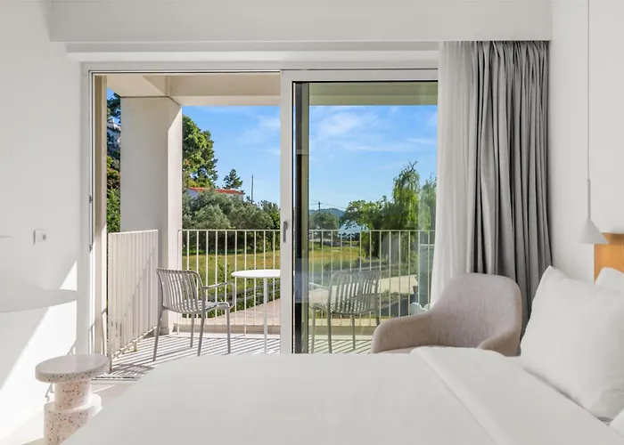 Radisson Plaza Skiathos Hotel Kanapitsa (Skiathos)