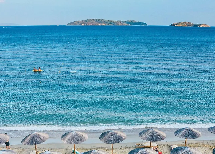 Hotel Radisson Plaza Skiathos 4*