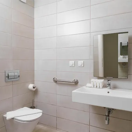 Radisson Plaza Skiathos 4* Kanapíca