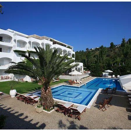 Radisson Plaza Skiathos 4* Kanapíca