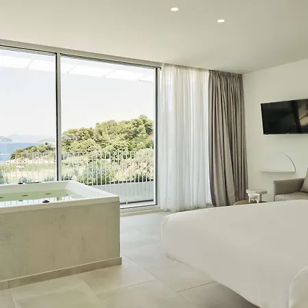 Radisson Plaza Skiathos 酒店