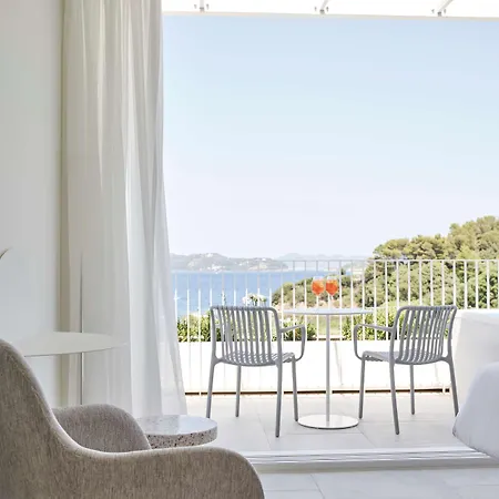 Radisson Plaza Skiathos 4*