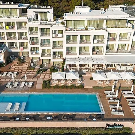 Radisson Plaza Skiathos Hotel Kanapitsa (Skiathos)