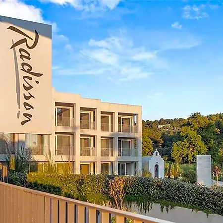 Radisson Plaza Skiathos ホテル