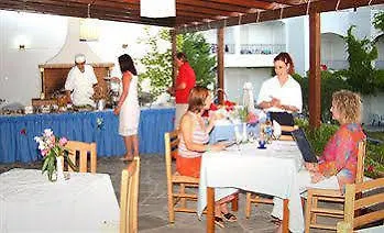 Hotel Radisson Plaza Skiathos 4*