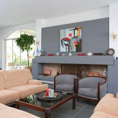 Hotel Radisson Plaza Skiathos 4*