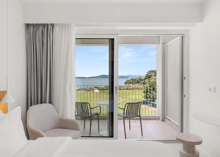 Radisson Plaza Skiathos Hotel 4*