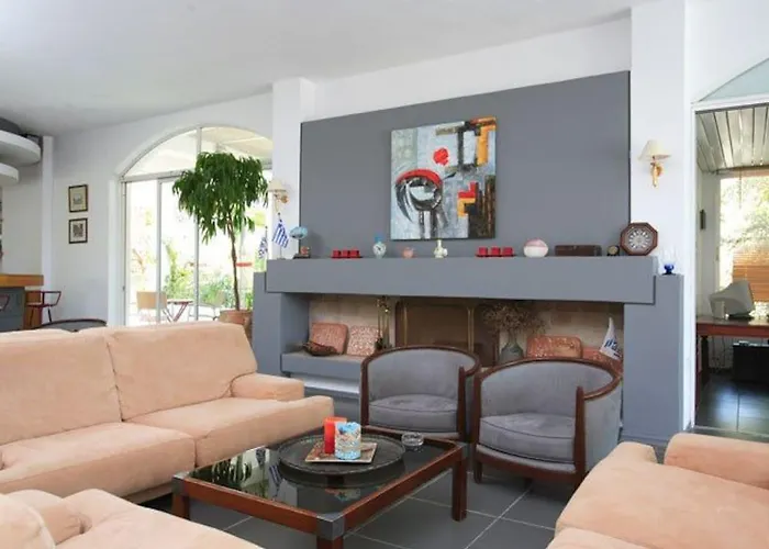 Hotel Radisson Plaza Skiathos 4*