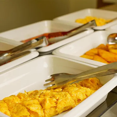 Radisson Plaza Skiathos 4*