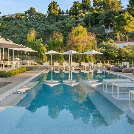 מלון Radisson Plaza Skiathos 4*